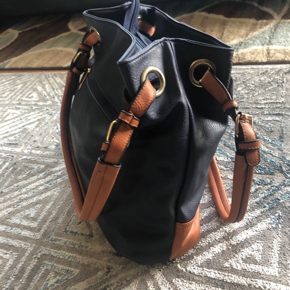 Hand bag - Picture 2 of 9